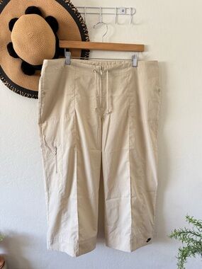 Nike Beige Cropped Wide Leg Pants Size XL